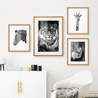 Picture frames photo wall